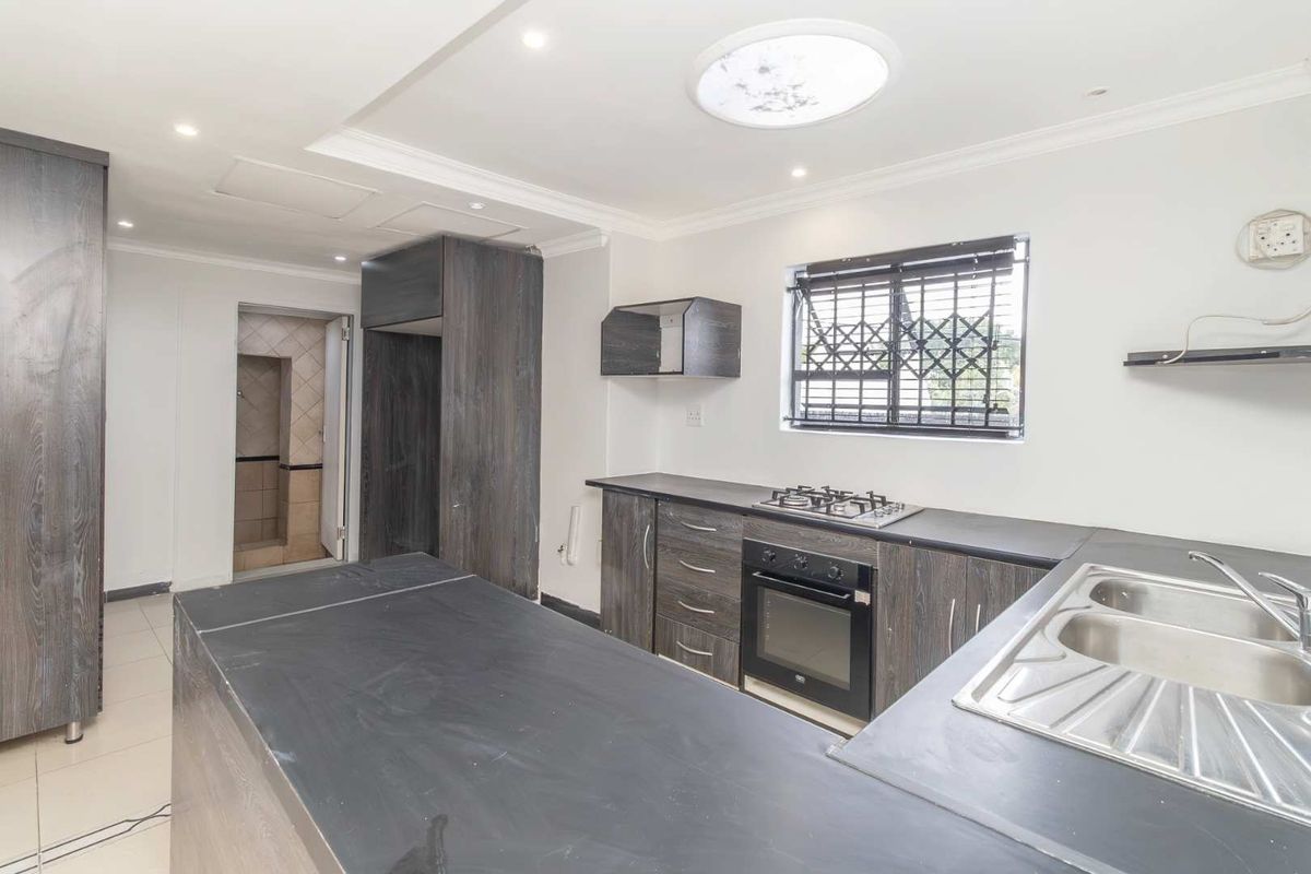 Spacious 4 Bed House to Let in Blairgowrie - Photo 5