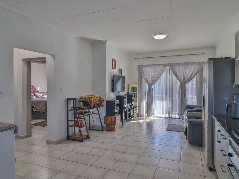 Beautiful apartment in a secure complex for sale - Photo 5