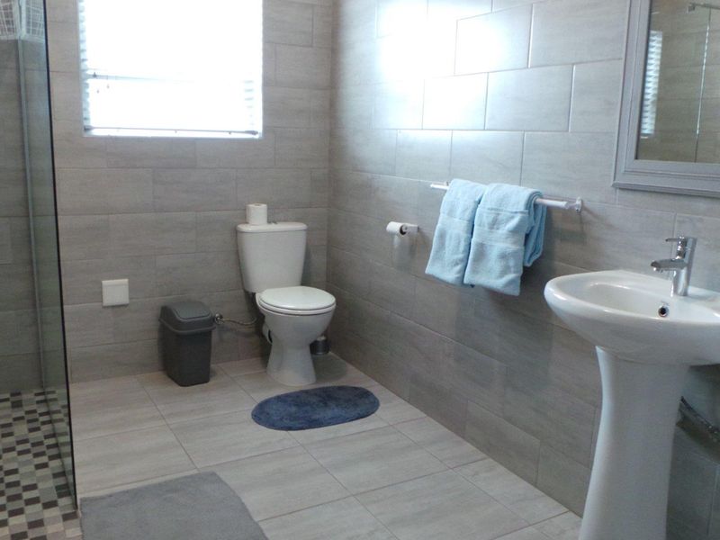 The GUEST HOUSE life - Photo 8