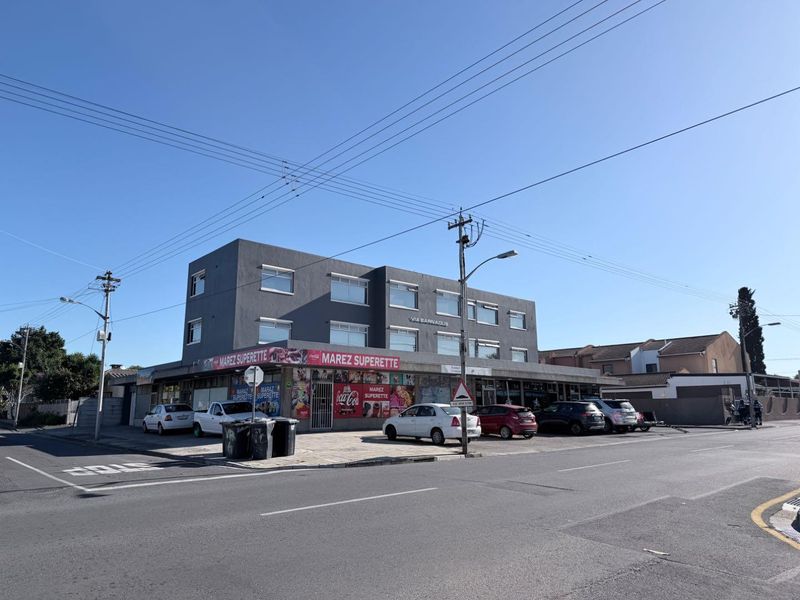 Retail in The Heart of Oakdale - Photo 1