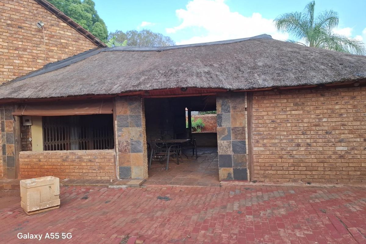 Elegant 3 bedrooms house for sale in Clarina - Photo 4