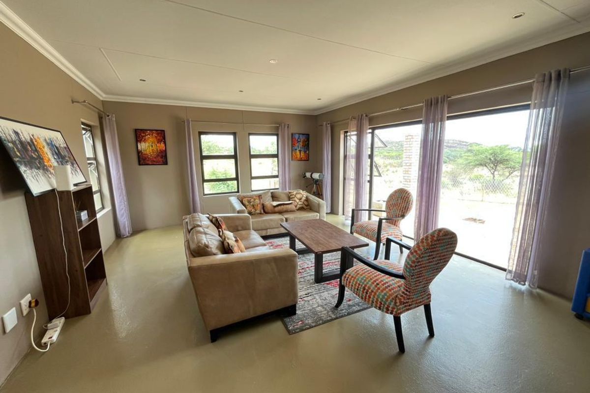 Priced to go - Photo 2