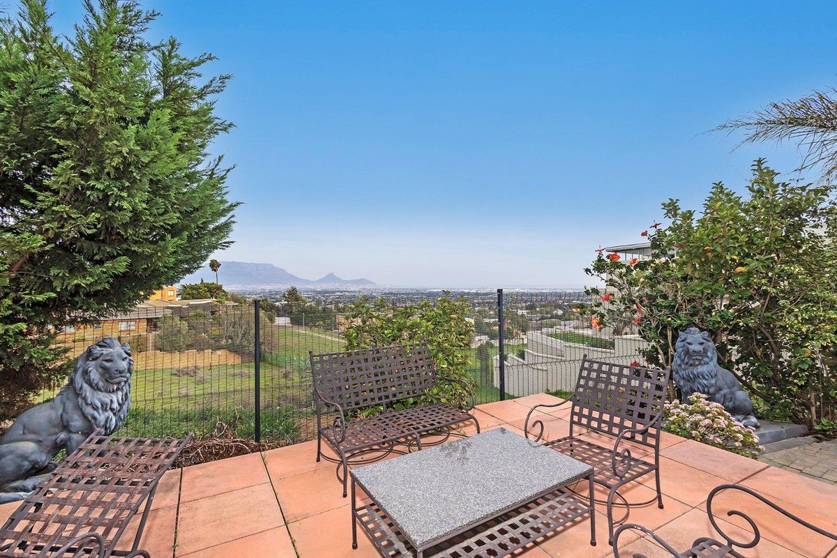 Discover the Ultimate in Exclusive Luxury and Privacy: Majestic Tuscan Mansion with Panoramic Views - Photo 5