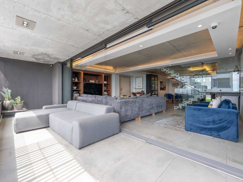 All the Comfort of a Home - With the Security of an Apartment - Photo 6