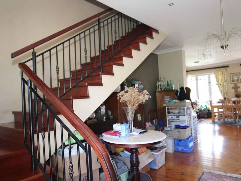 Spacious Family Home in Durban North - Photo 8