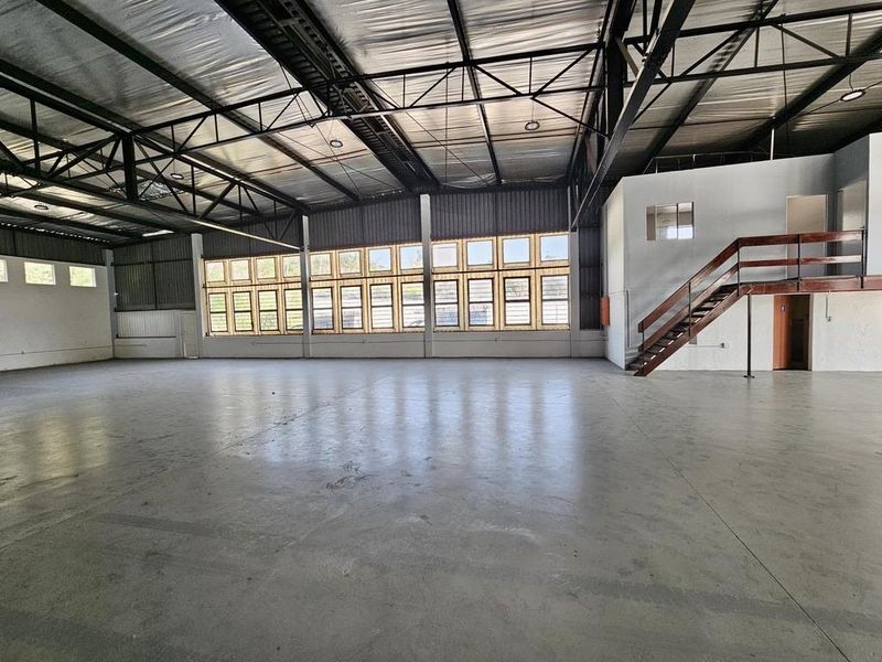 Hendra - Industrial Unit To Let in Briardene | Secure and Well-Managed Park - Photo 3