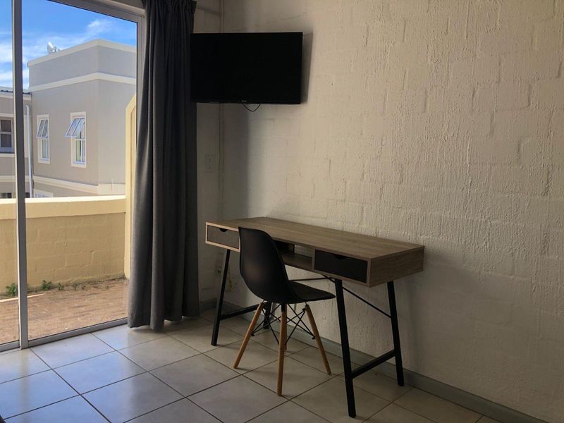 Bachelor Unit to Rent Close to Stellenbosch University - Photo 2