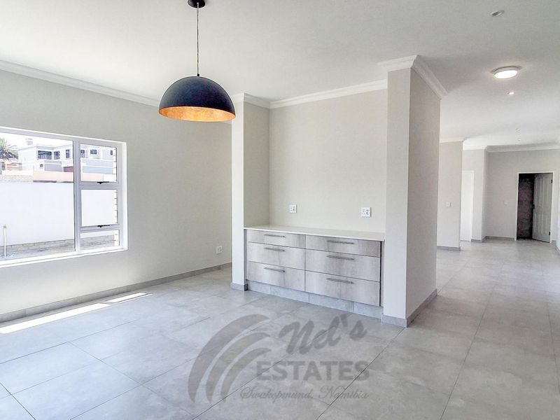 Newly Built Home with Separate Flat For Sale in Ocean View, Swakopmund - Photo 7