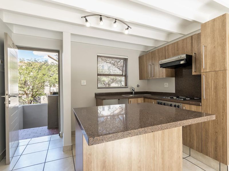 1 BEDROOM APARTMENT / FLAT FOR SALE IN FOURWAYS - Photo 2