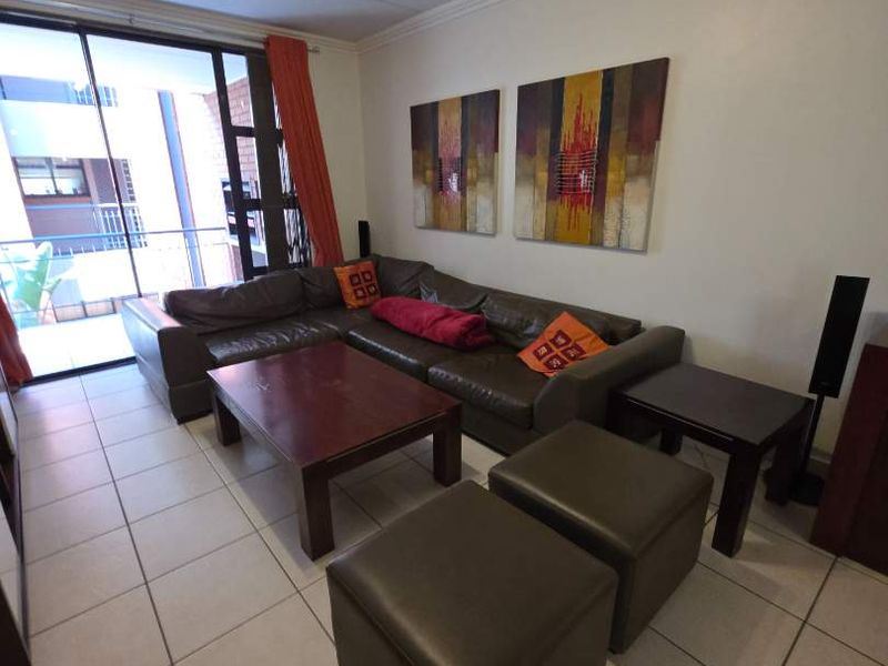 SOPHISTICATED FULLY FURNISHED 2 BED APARTMENT IN SECURE COMPLEX IN MORNINGSIDE - Photo 3