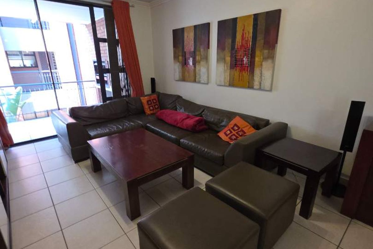 SOPHISTICATED FULLY FURNISHED 2 BED APARTMENT IN SECURE COMPLEX IN MORNINGSIDE - Photo 3