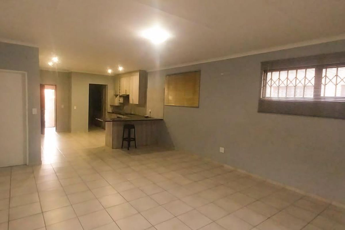 3 Bedroom House In Pomona Bel -Air Brentwwood Park - Photo 4