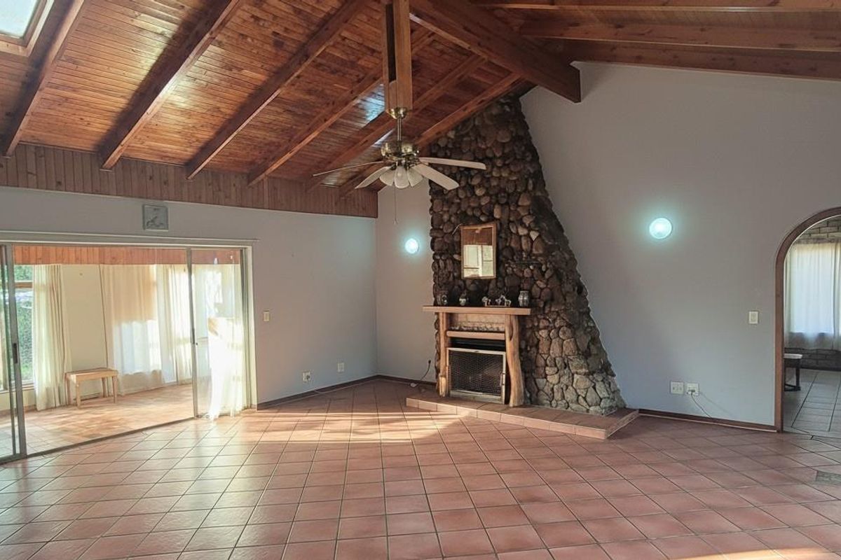 Parkside Family Home with Flatlet & Outeniqua Mountain Views - Photo 4