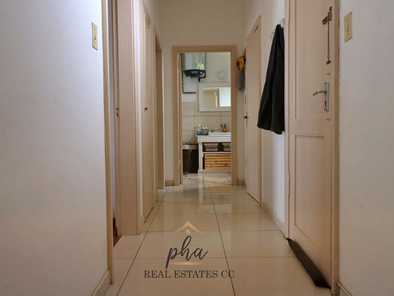 Beachfront House with Flat For Sale in Swakopmund - Photo 7