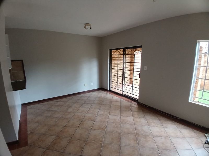 2 Bedroom to rent in Blue Berry - Photo 4