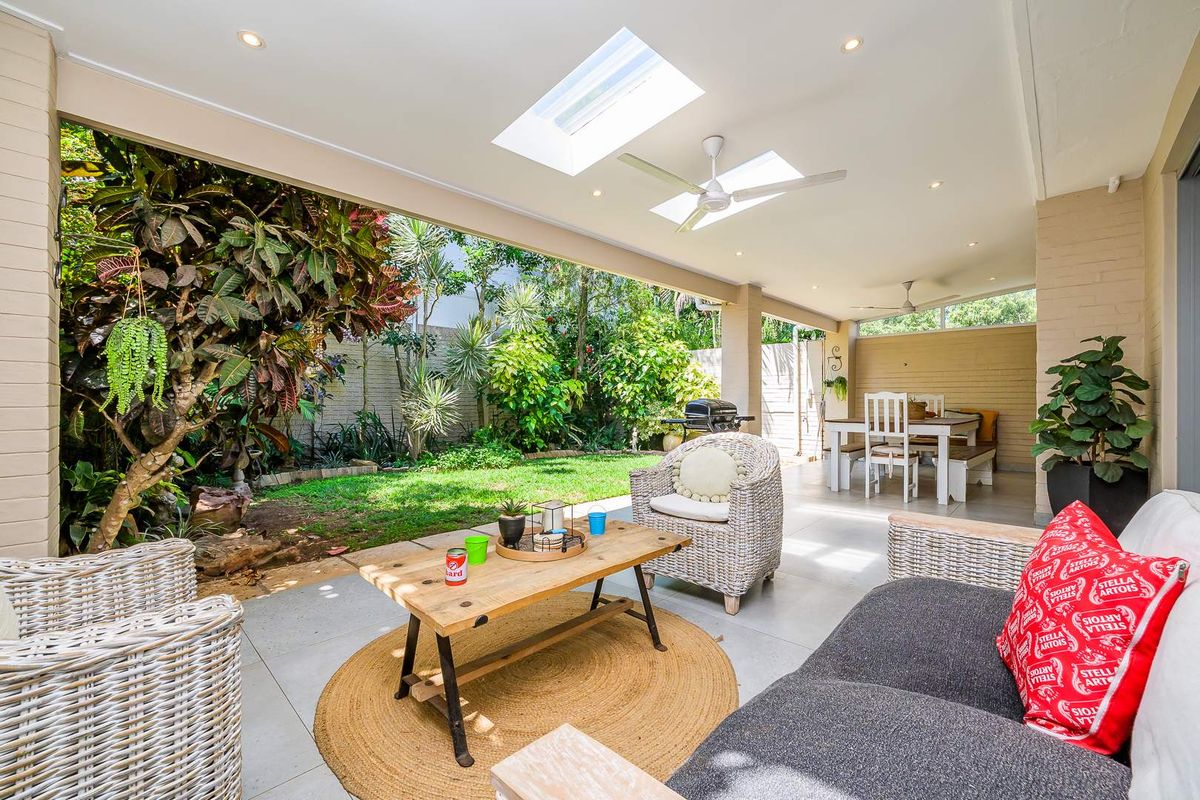 Hendra Estates -NEW ON THE MARKET! Stunning, Pet-Friendly Townhouse For Sale In Prime Umhlanga - Photo 4