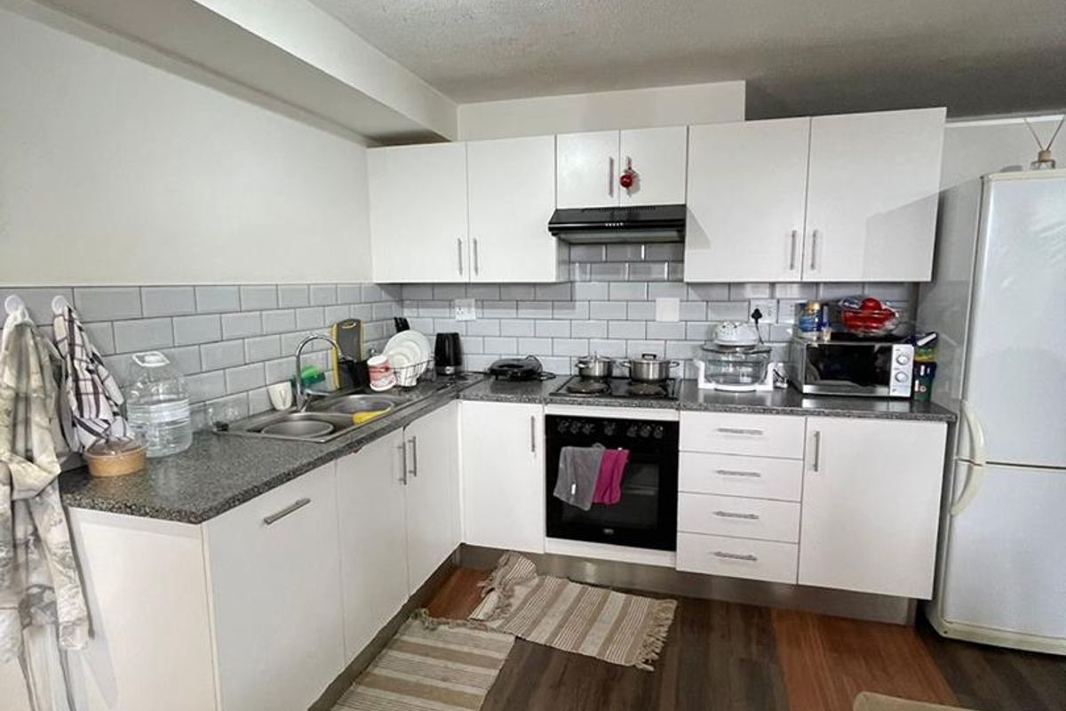 For Sale: 2 Spacious 3-Bedroom Apartments – City Junction, Windhoek - Photo 4