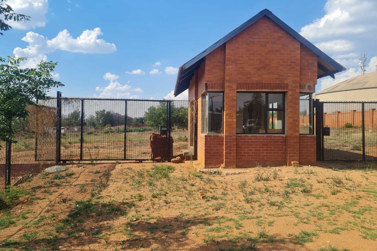 EXCLUSIVE MANDATE - LOVELY PROPERTY FOR DEVELOPMENT - Photo 3