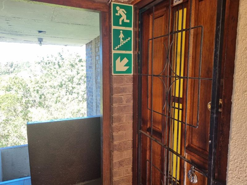 Corner Apartment  For Sale in Amalinda North. - Photo 7