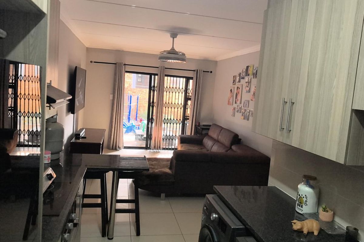 Ground floor family unit - Photo 2