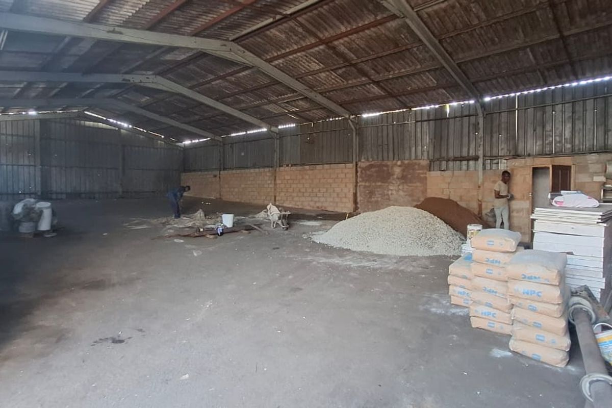 **Prime Industrial Land for Lease – Ideal for Diverse Industrial Uses** - Photo 2