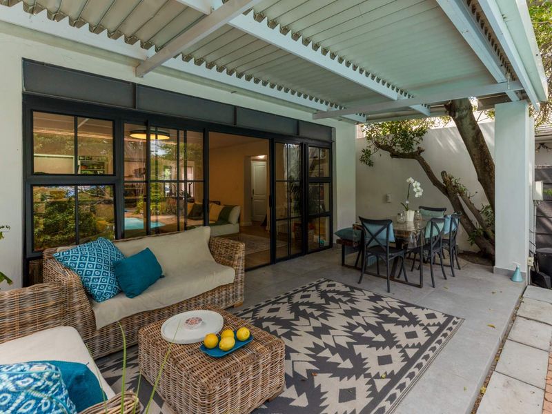 Brand new listing in ever popular Timour Hall - Photo 9