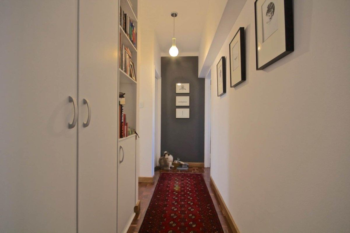 Modern Apartment in Mouille Point. - Photo 5