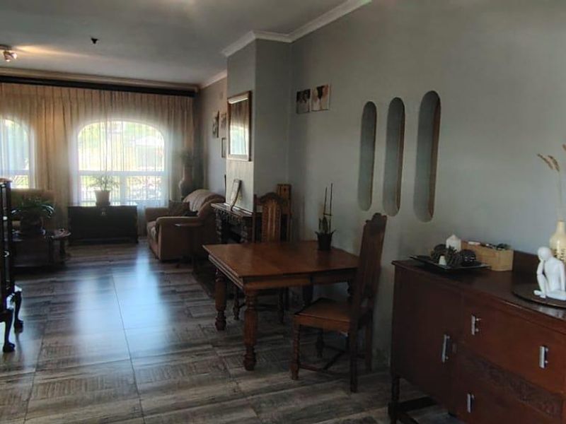 3 Bedroom House  with Flatlet For Sale George South - Photo 5