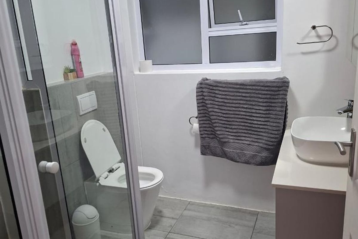 Swakopmund CBD - Fully Furnished Apartment - To Let for N$20,000  Available: Immediately - Photo 5