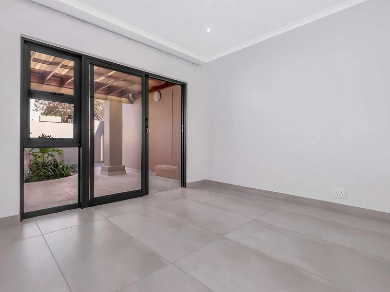 MODERN SINGLE STOREY - Photo 10