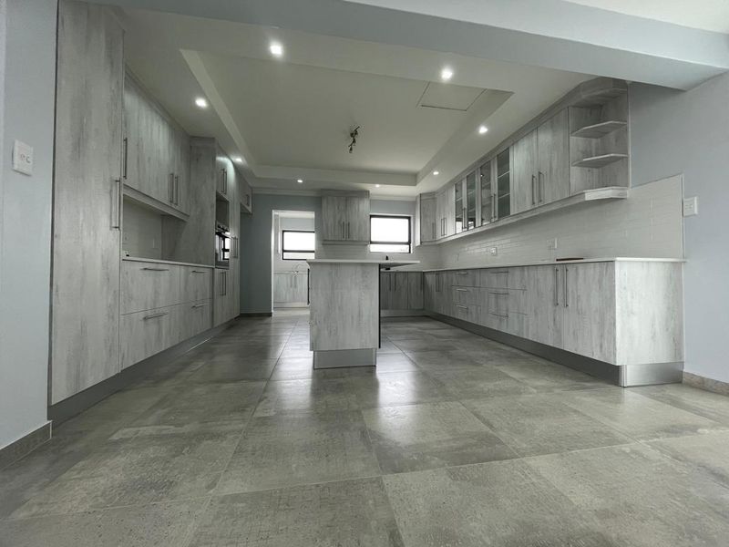 To be constructed soon! Choose your own designs in the final finishings!! - Photo 6