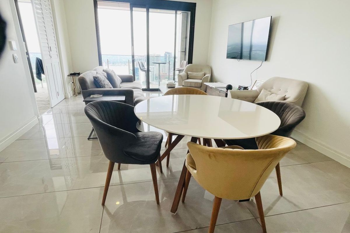 1 Bed Furnished Apartment in Sandown - Photo 2