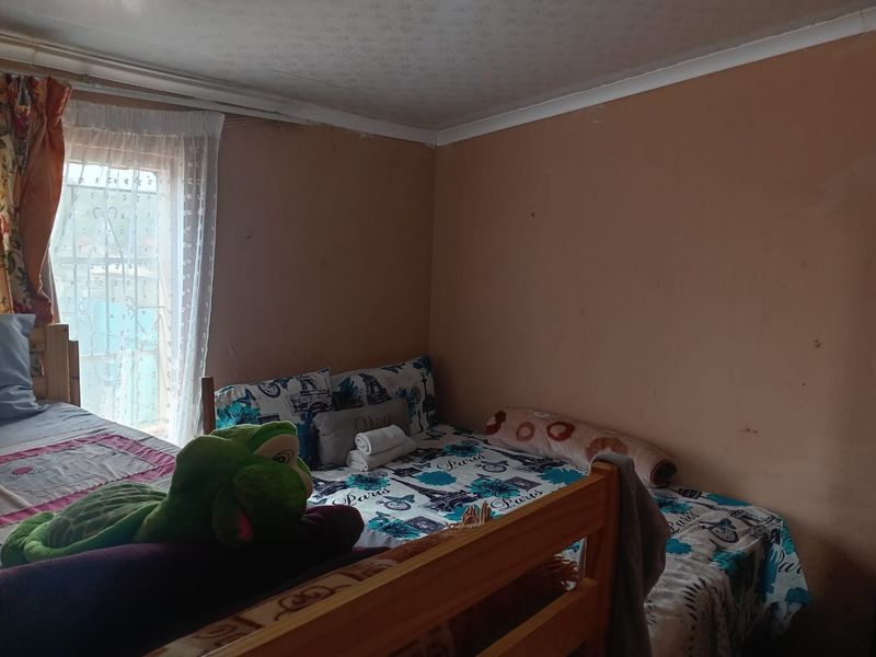 Convenient 3-Bedroom Home for Sale – Lotusville, Northdale - Photo 8