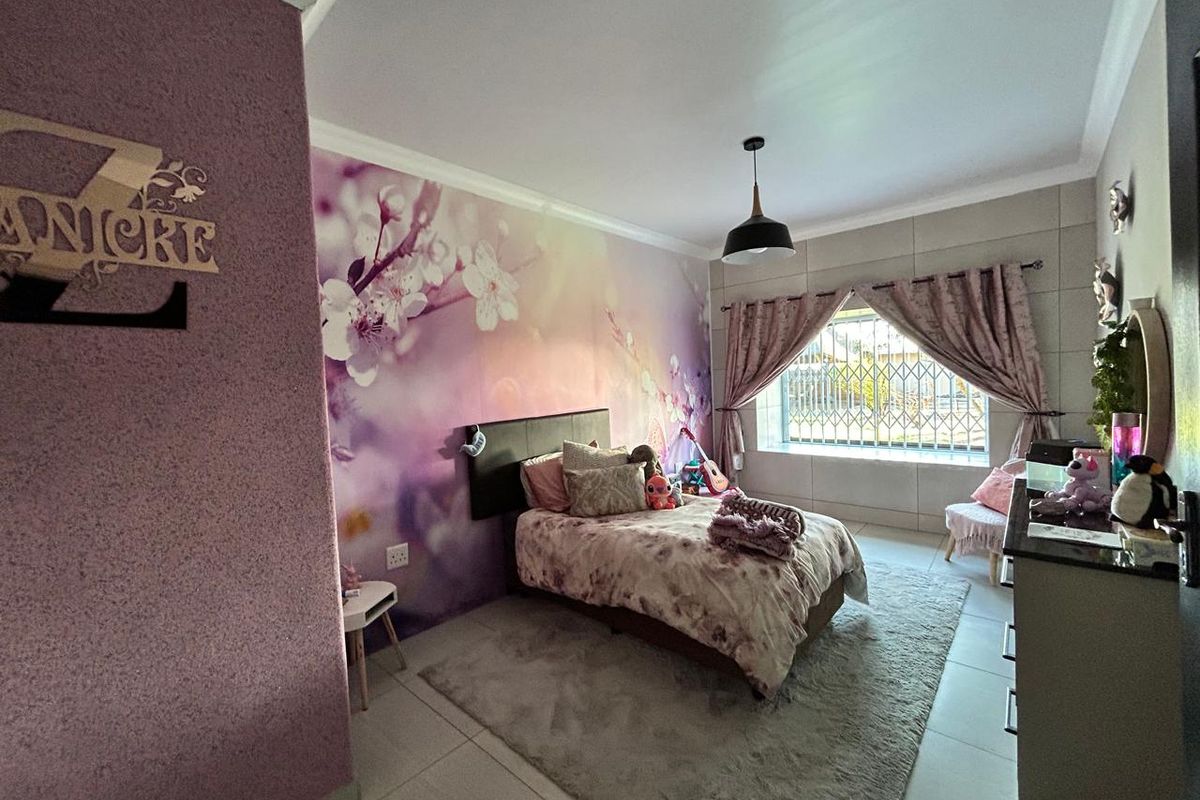 Invest in Luxury - Photo 4