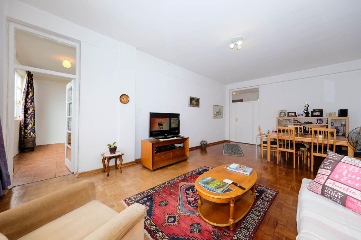 New release! Top floor !Airy &Bright! Negotiable! - Photo 5
