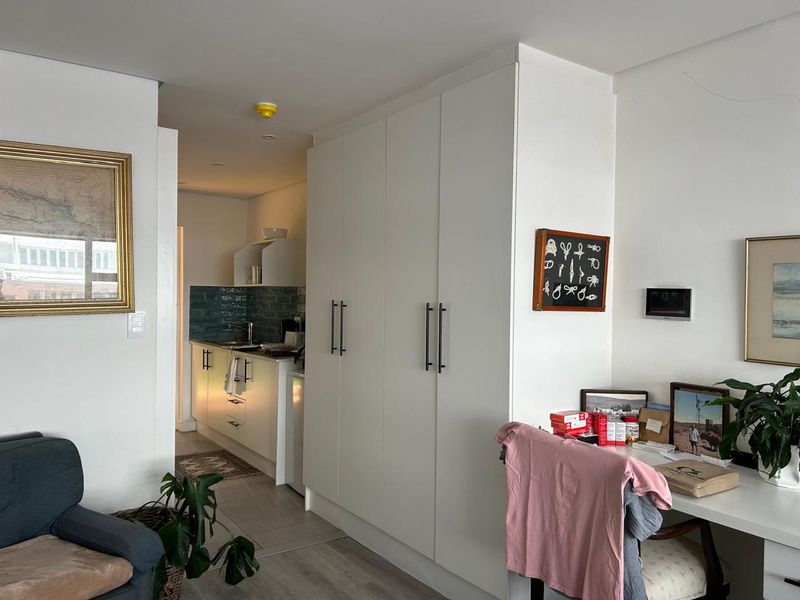 Studio Apartment Available for Rental – R19 000 per month - Photo 4
