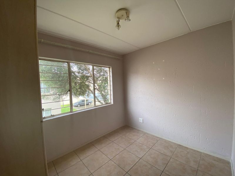 2 Bedroom Apartment for sale - Photo 9