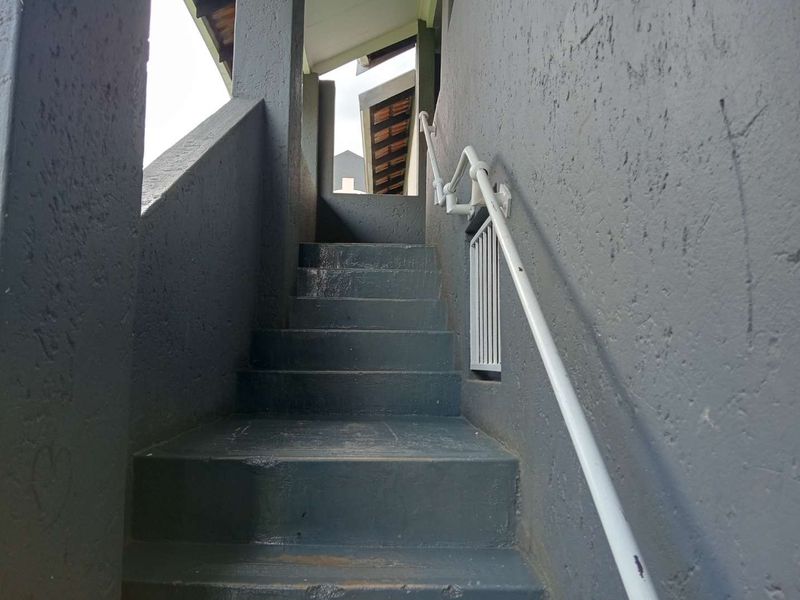 Stunning Top Unit for Sale - Photo 4