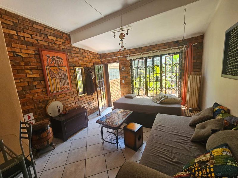 1-bedroom apartment nestled within the serene heart of St Lucia, a haven within the iSimangaliso Wetland Park World Heritage Site. - Photo 7