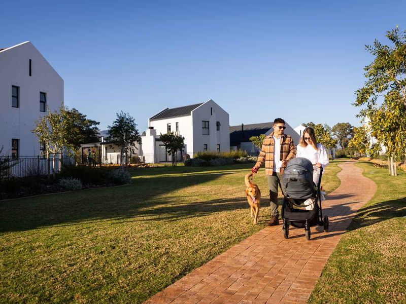 Turnkey Luxurious Four-Bedroom Home in Paarl Valleij Lifestyle Estate & Farm - Photo 9