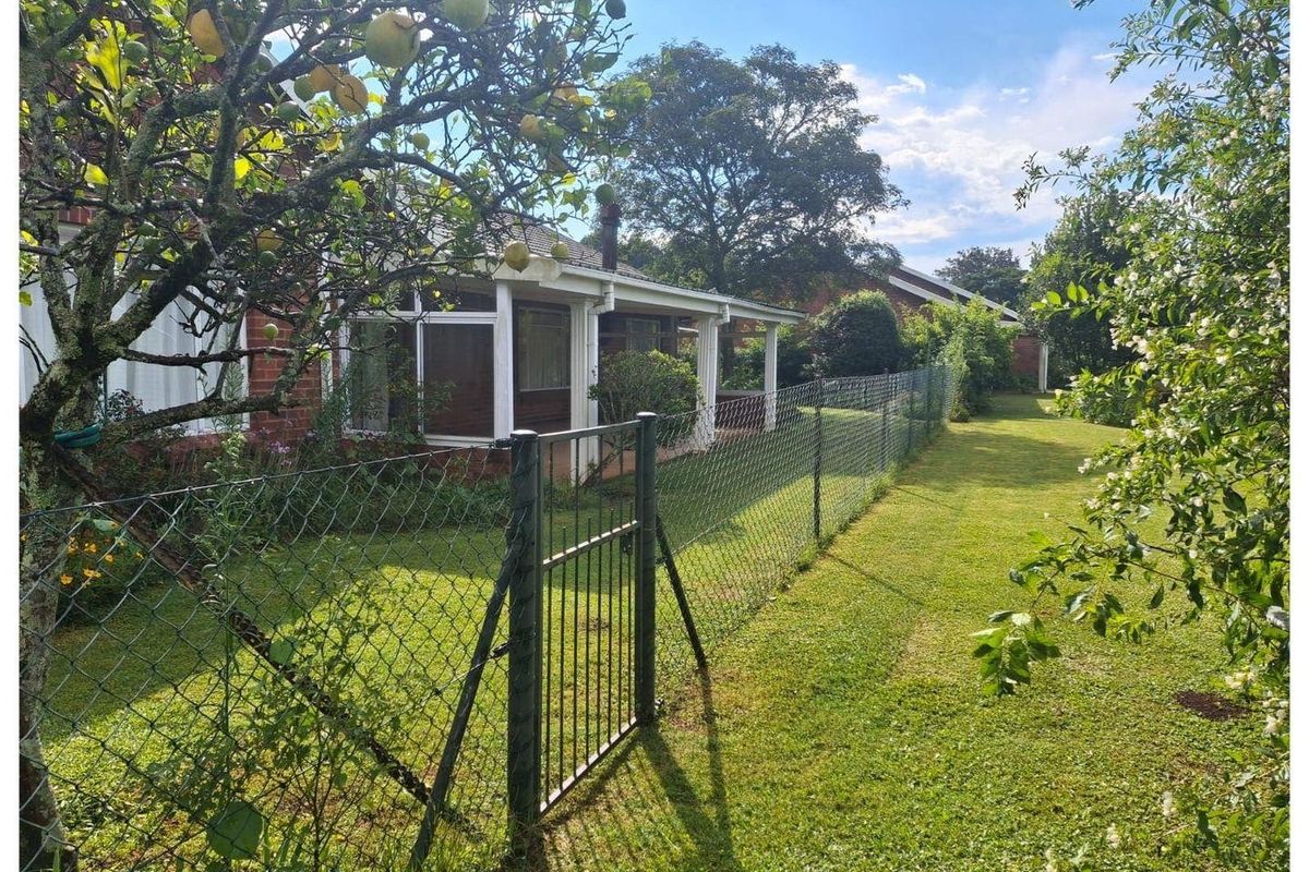 Substantial Unit at Amberglen - Photo 4