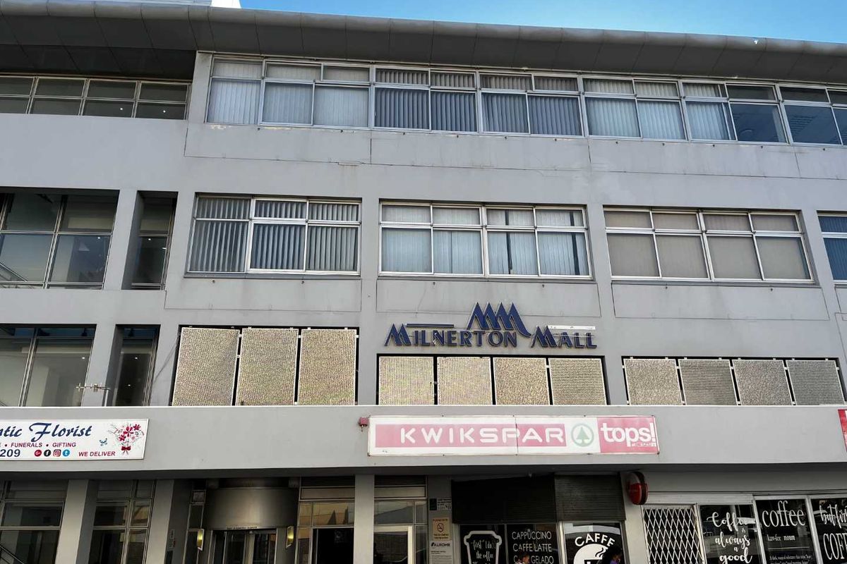Superb Views & Air Conditioned Offices in Milnerton - Photo 3