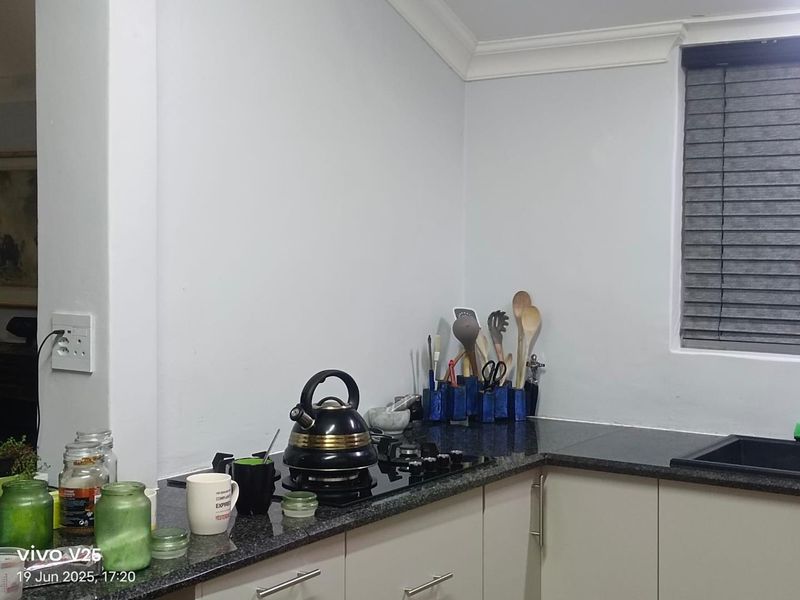 Spacious Family Home for Sale - Photo 9