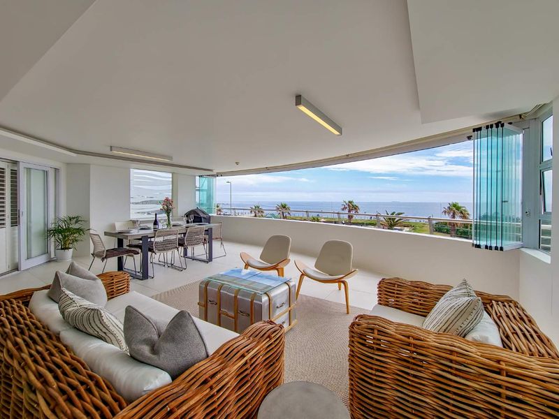 Exceptionally Spacious Breakers Apartment - Photo 9