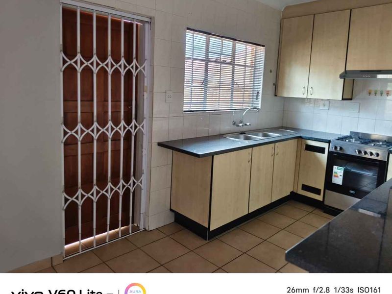 Neat and Quaint Facebick Simplex for Sale - Photo 10