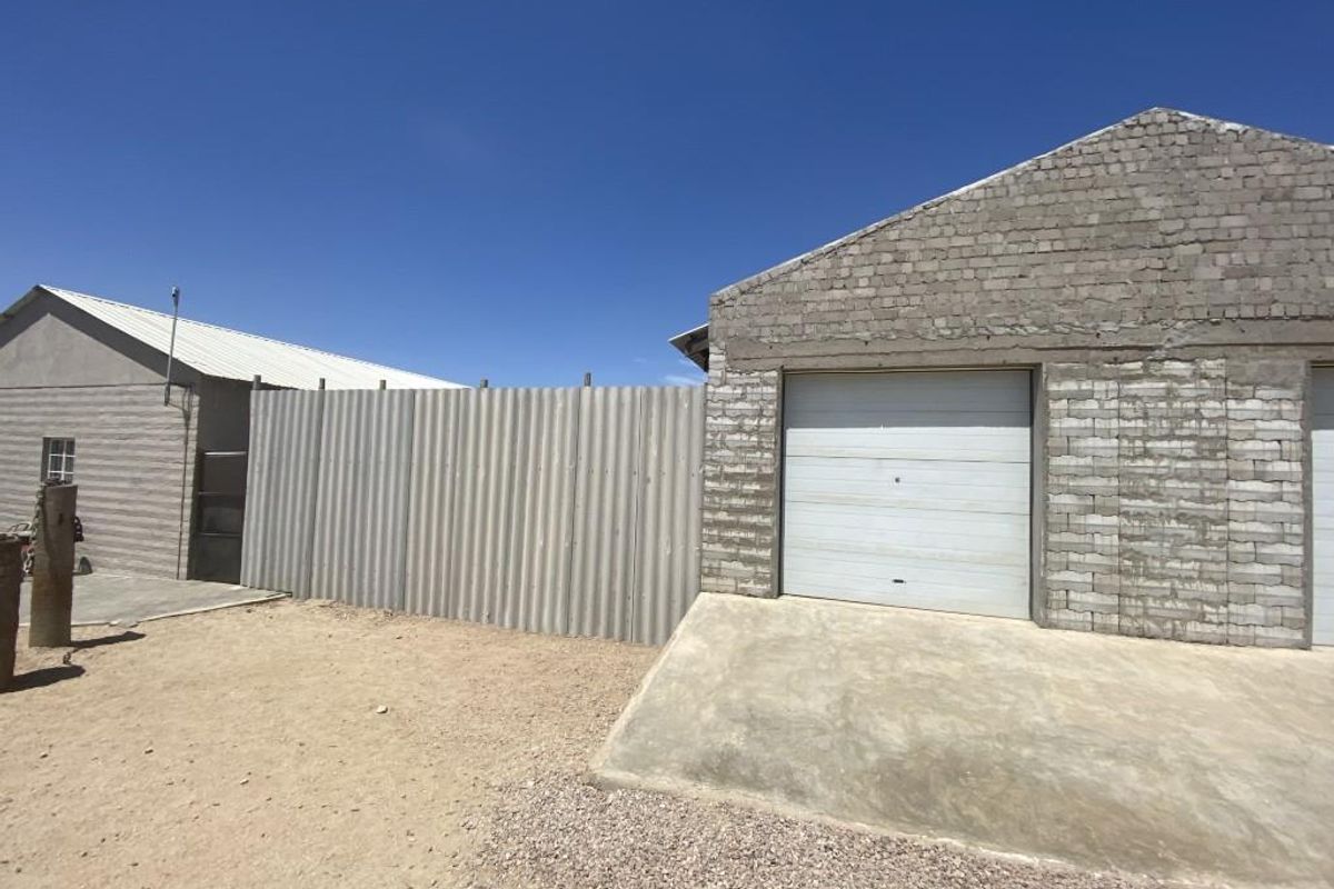 SWAKOP PLOT CALLING YOUNG FARMERS - Photo 2