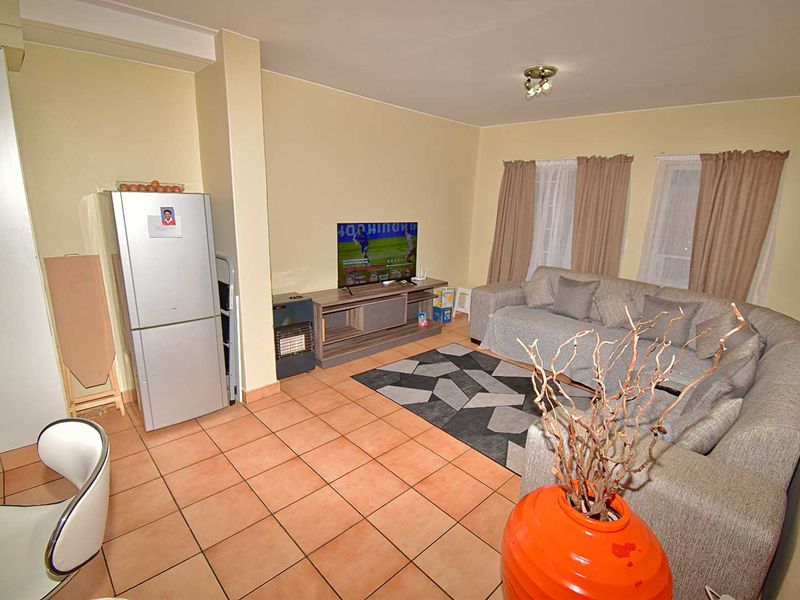 Ground Floor Unit for Sale! - Photo 4