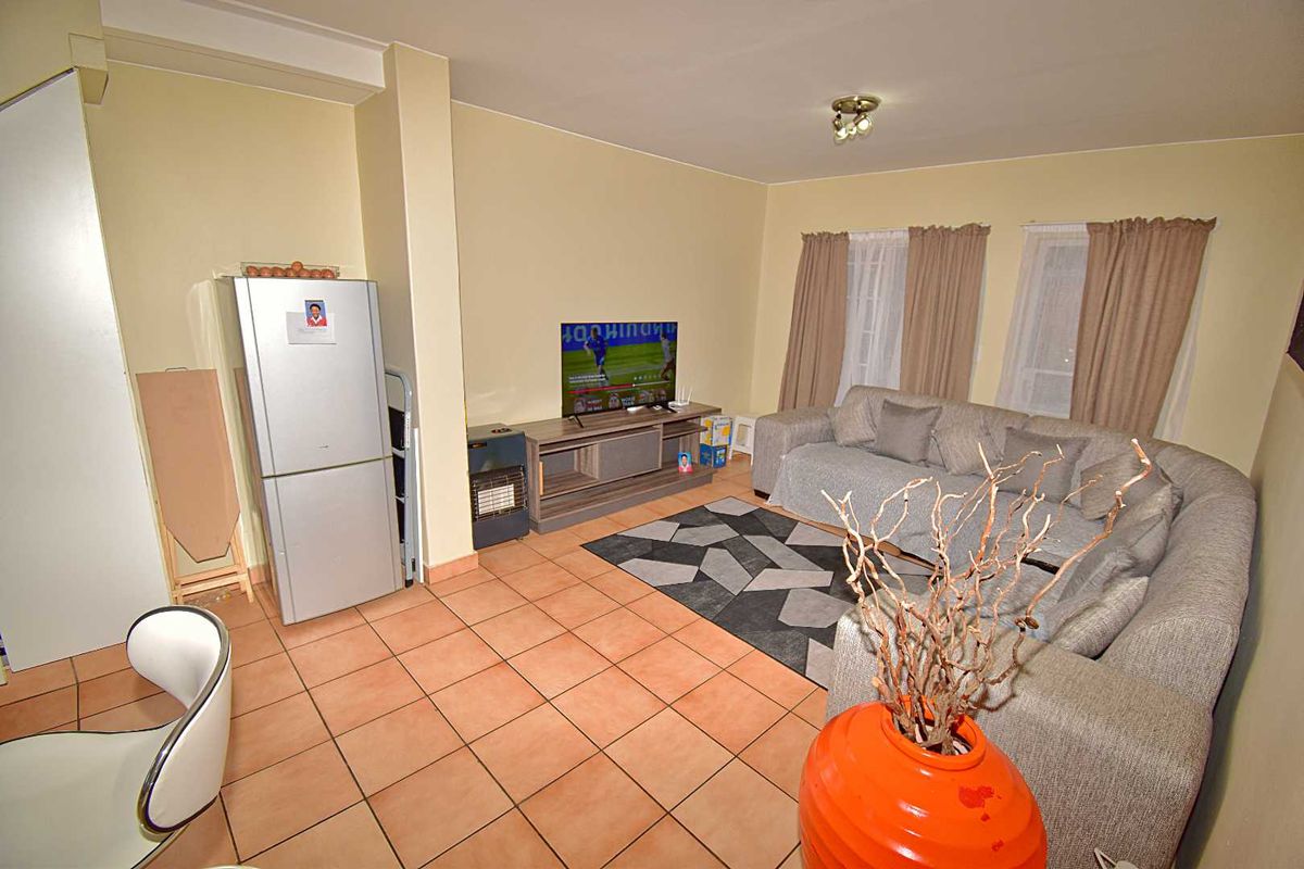 Ground Floor Unit for Sale! - Photo 4