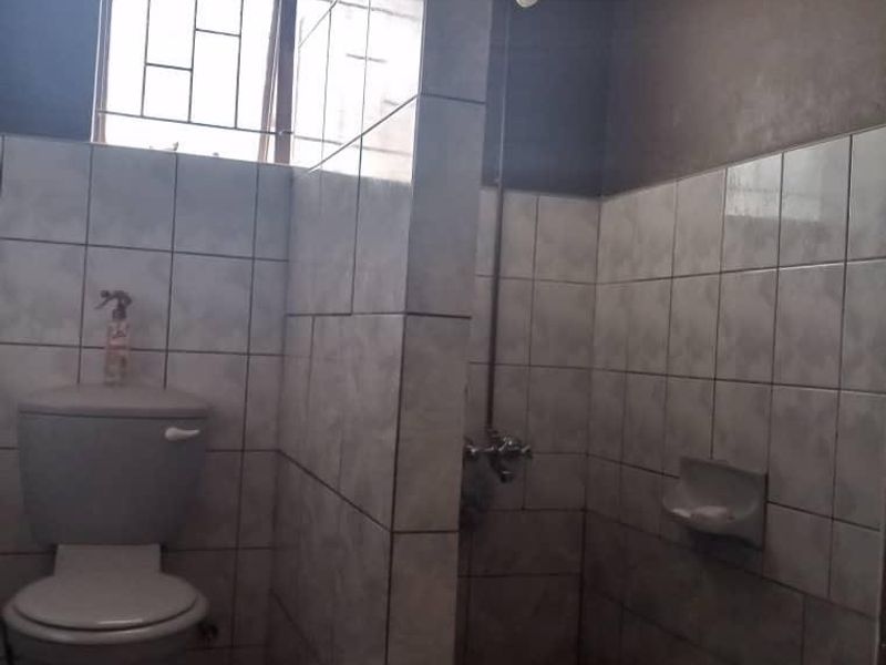 Big home for sale. - Photo 6