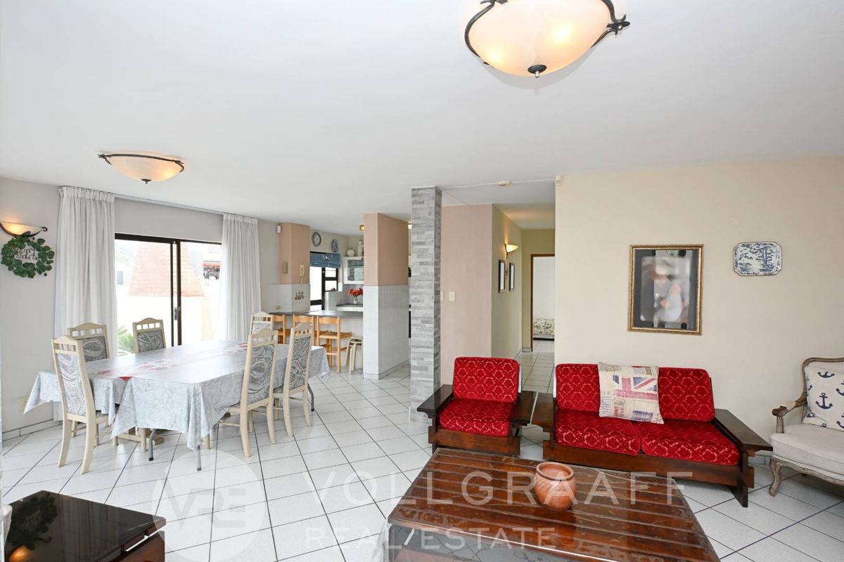4 Bedroom Townhouse for Sale in Swakopmund Town Centre - Photo 5